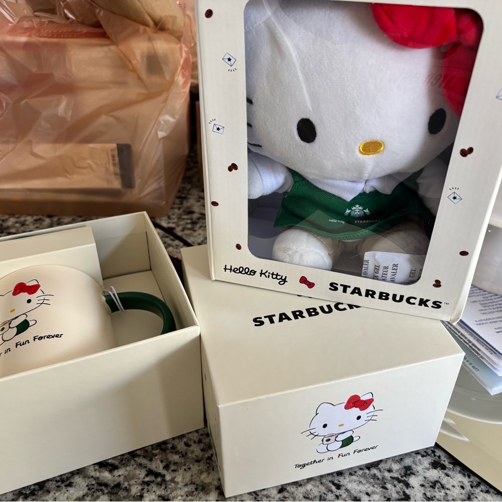 Starbucks hello kitty coffee mug and doll set